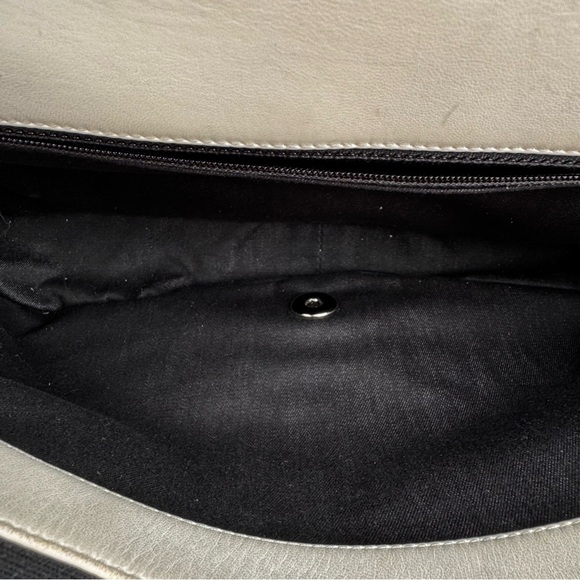 Venise Biarritz Flap Bag Striped Canvas Medium - Picture 10 of 13